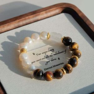 Golden Eye Moon Pearl