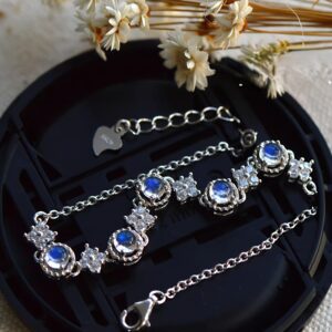 Cancer Zodiac Amulet Moonstone Bracelet – Lunar Energy Charm